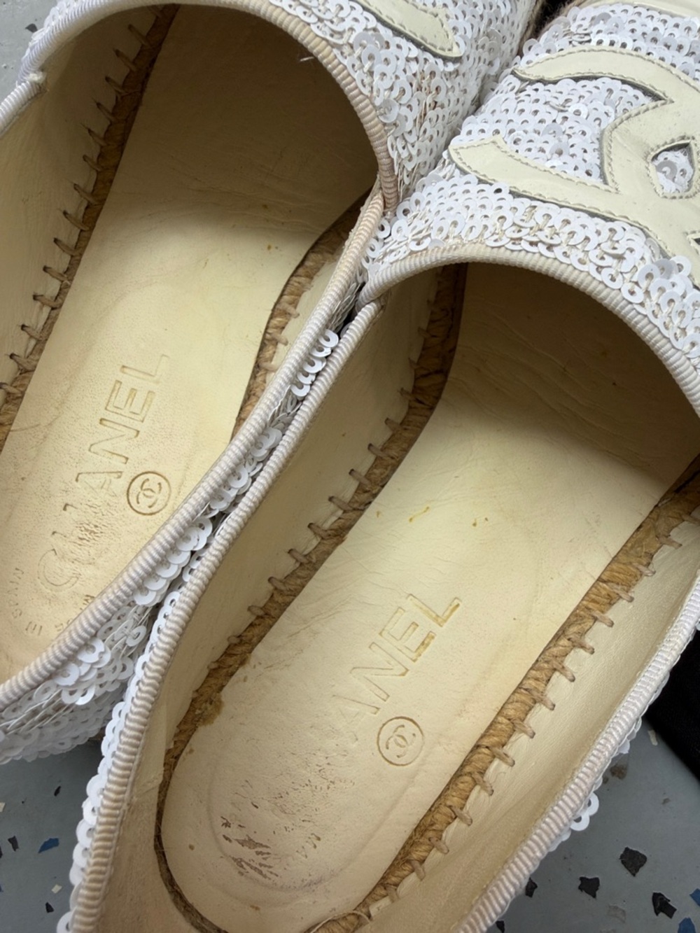 CHANEL Cream and White Sequined Espadrille Flats - Picture 5 of 14